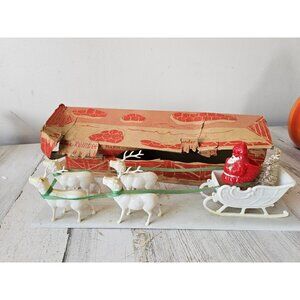 Vintage Irwin plastic reindeer‎ sleigh Santa decor as is antique